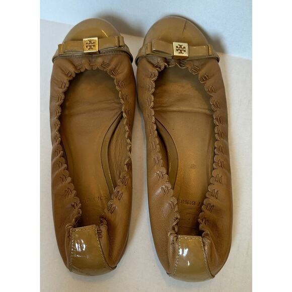 Tory Burch Tan Romy Leather Patent Medallion Logo Bow Ballet Flats Size 7 - Picture 5 of 8
